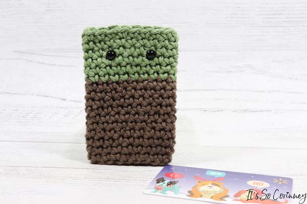 Baby Yoda Crochet Gift Card Pattern