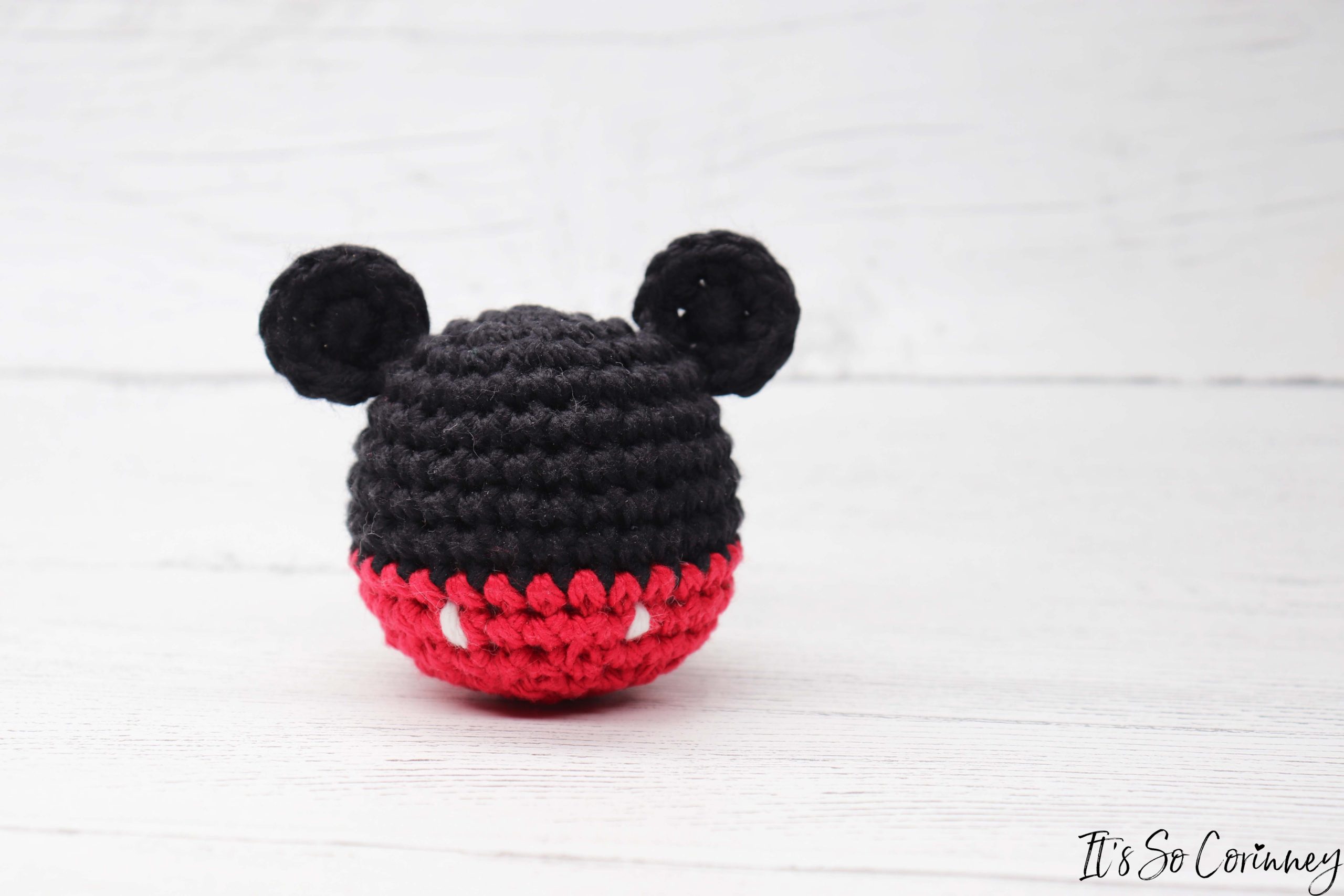 Disney Crochet Kits - Mickey Mouse