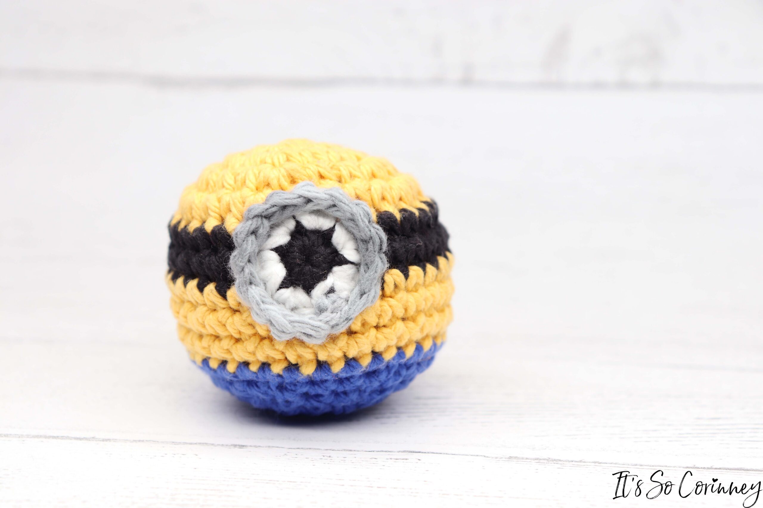 Crochet Minion Amigurumi Tutorial ~ It's So Corinney
