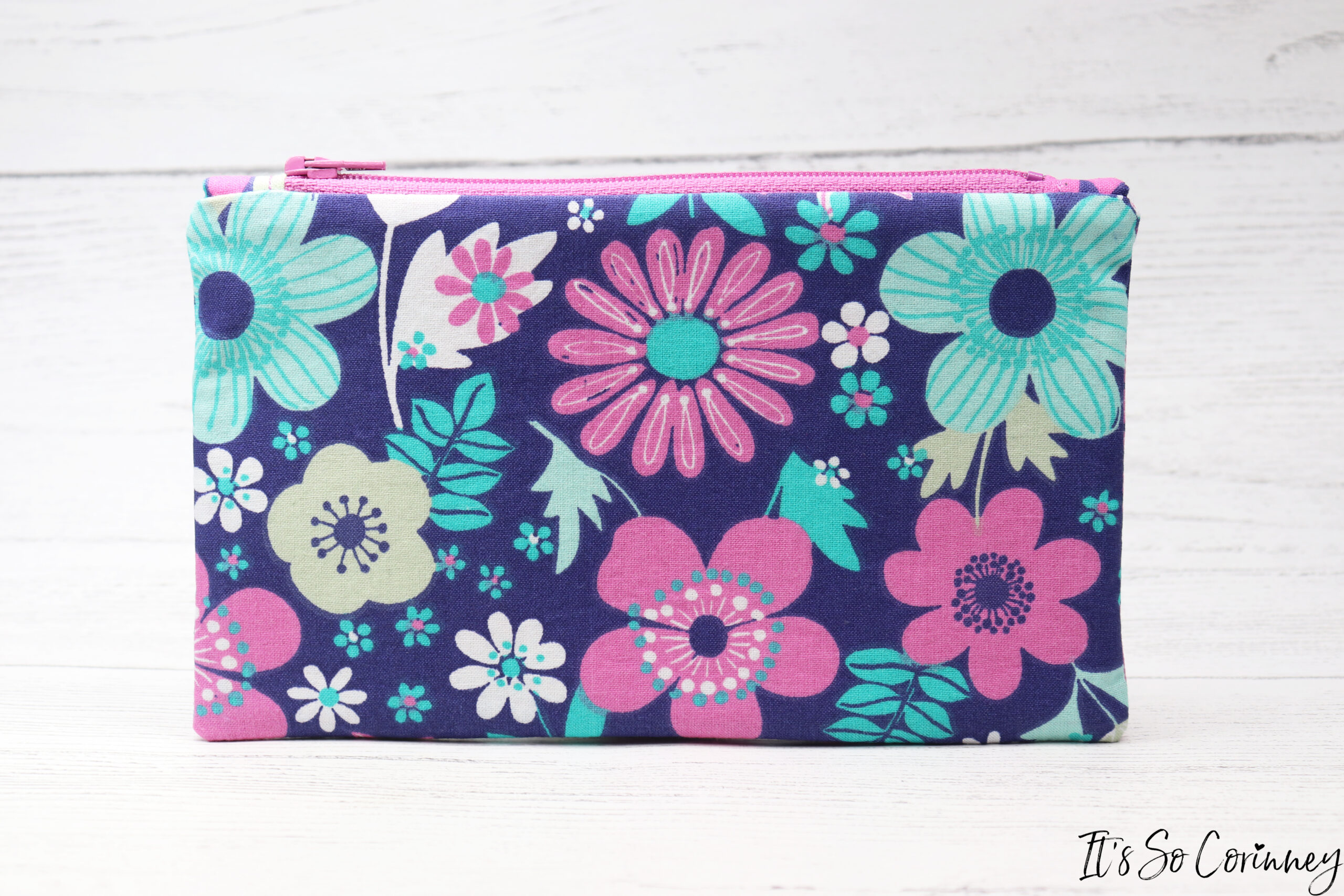 Easy Zipper Pouch Sewing Tutorial ~ It's So Corinney