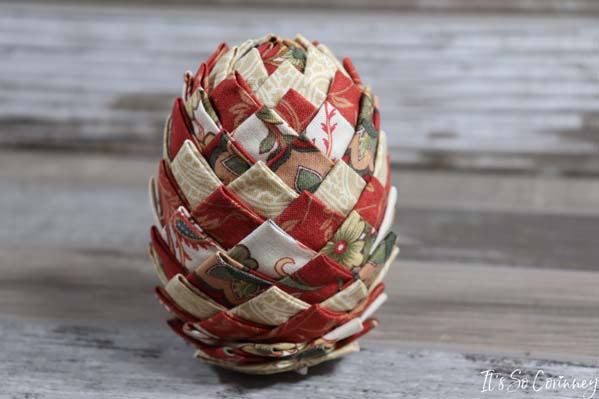 Fabric Pinecone DIY Fall Decor In Four Colors
