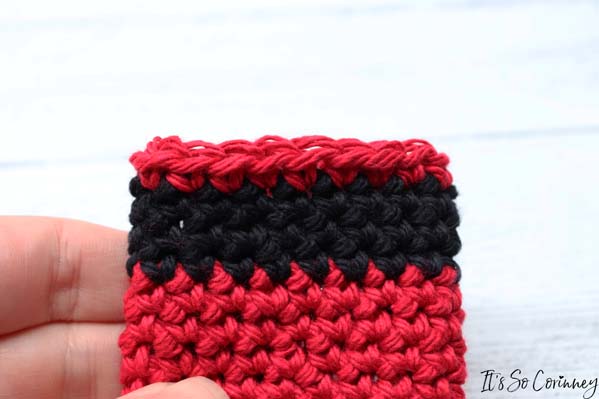 Round 11 Of Santa Crochet Gift Card Holder