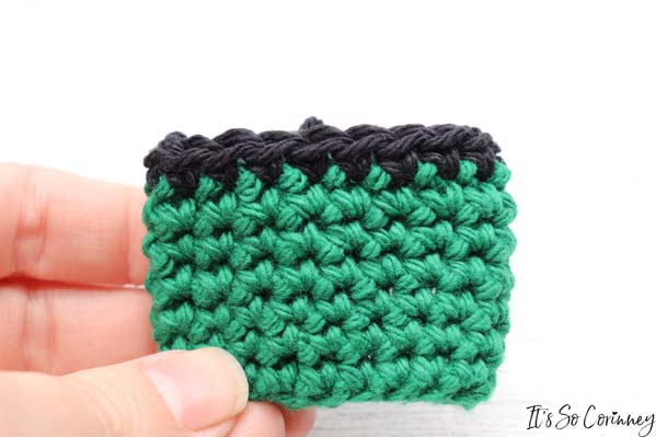 Round 8 Of Elf Crochet Gift Card Holder